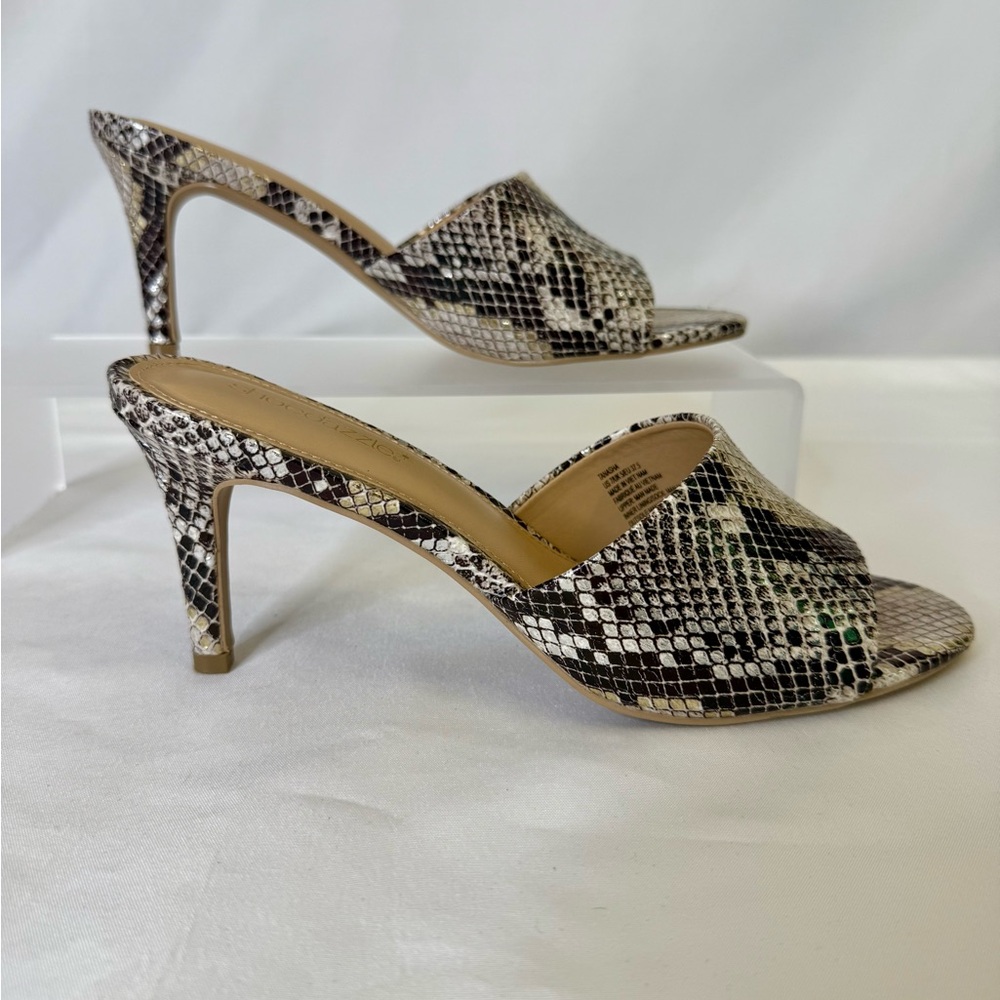 Faux Snakeskin Women's Slip-on Sandals - Picture 4 of 9